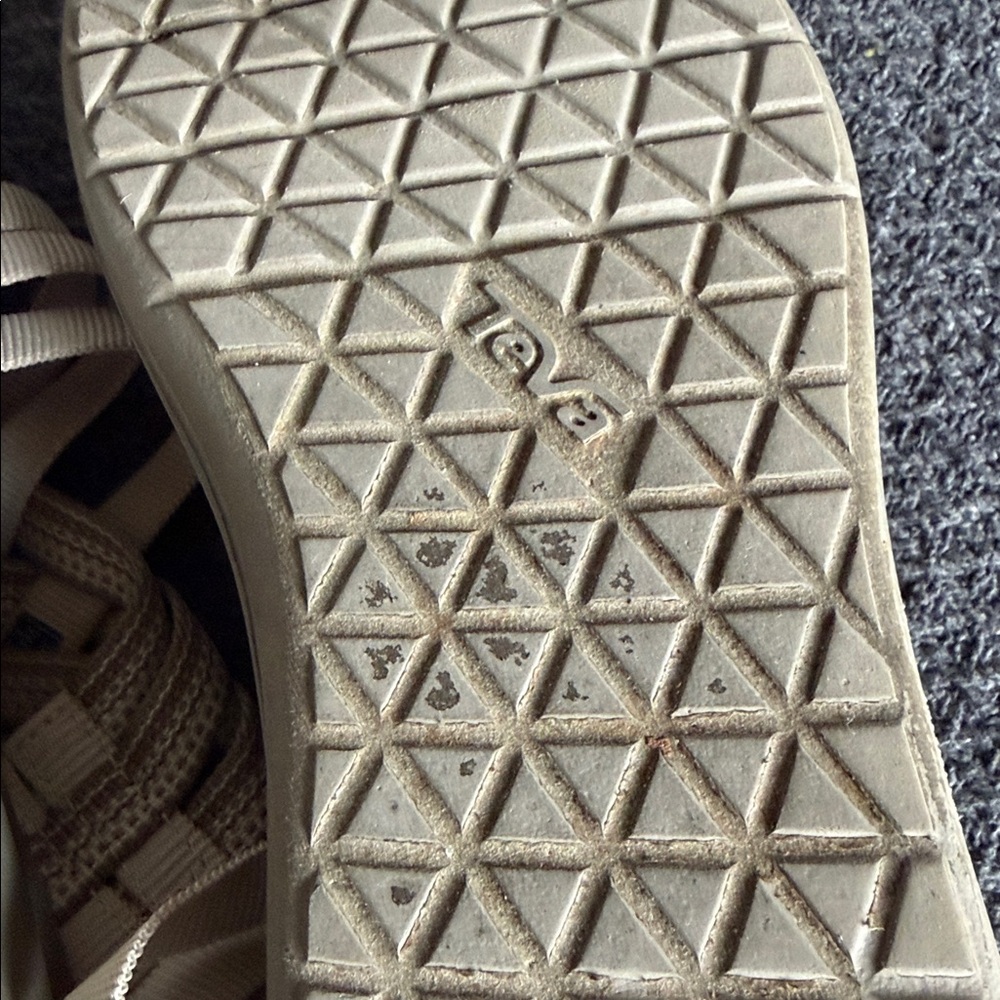 TEVA VOYA STRAPPY SANDALS SZ 9 - Picture 7 of 9